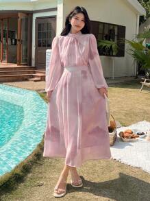 DAZY 女士扎染印花立领灯笼袖褶裥优雅中长连衣裙，秋季长袖印花连衣裙 - 紫色 - 查看 2