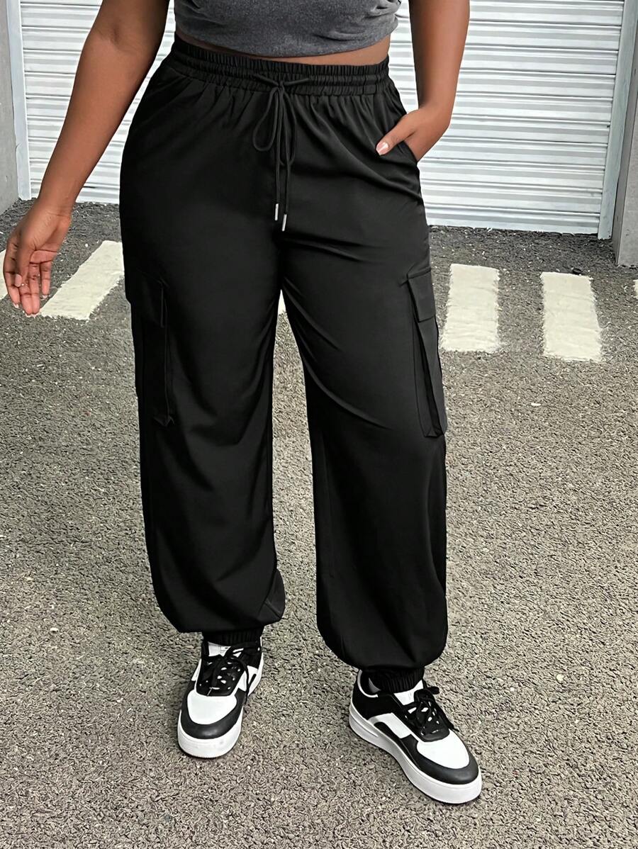 SHEIN EZwear Plus Size Women's Black Drawstring Waist Cargo Pants,Spring Summer Clothes - Black - View 1