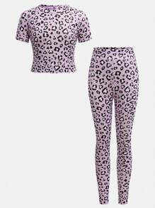 SHEIN Conjunto deportivo con estampado de leopardo de manga corta y cuello redondo para niñas preadolescentes