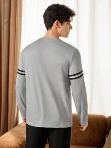 Manfinity Underwear&Sleepwear Basics Pijama superior de manga larga con rayas de contraste para hombre