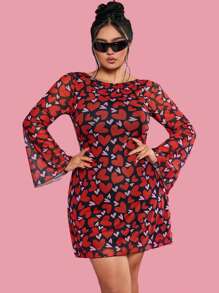 SHEIN ICON فستان A-Line ذو أكمام واسعة وطبعة قلوب شبكي مصنوع من الأنسجة المبرمة المناسبة للمقاسات الكبيرة، مناسب لليلة المواعدة وعيد الحب - متعدد الألوان - مشاهدة 4