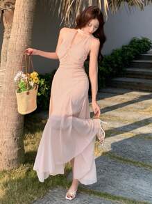 DAZY 女士修身喇叭雪纺中长连衣裙，带挂脖领、系带和喇叭下摆，适合约会之夜、正式女士连衣裙