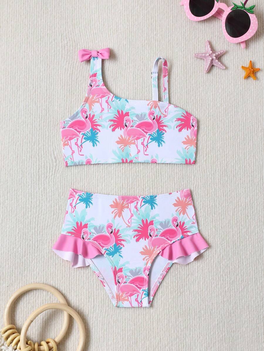 SHEIN Conjunto de traje de baño para bebé niña con parte superior de un hombro con volantes y estampado de mariposas y flamencos, y parte inferior triangular con volantes y estampado, ropa de verano para bebé niña - Rosa - Ver 1