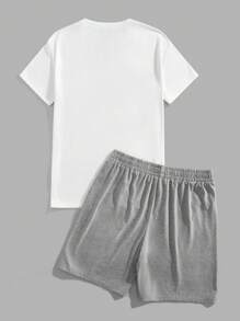 Manfinity RelaxMax Heren T-shirt met korte mouwen en korte broek met tape-afwerking Herenkleding Heren T-shirt Co. Ords-outfits voor heren Outfits Heren T-shirt Co. Ords-outfits voor heren Heren T-shirt Co. Ords-outfits voor heren Heren T-shirt Co. Ords-overhemd met rits voor heren