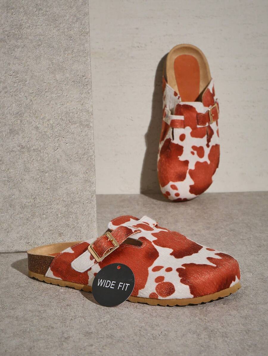 SHUZIA 女士宽版 Congac 奶牛印花舒适平底凉鞋 - 彩色 - 查看 1