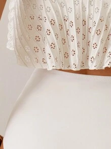 SHEIN Swim 女士两件套夏季海滩度假装，白色镂空上衣和高腰下装比基尼套装 - 白色 - 查看 4