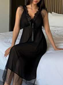 DAZY Cămașă de noapte cu decolteu în V adânc din dantelă din plasă transparentă pentru femei