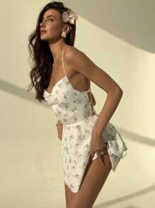 Aloruh 全新小碎花十字交叉后系带修身连身裤