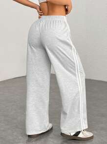 SHEIN PETITE Casual Black Side Striped Trousers Simple Fashion Daily Casual Graduation,Back To School Outfits,Graduation,Teacher Outfits For Women,Back To School