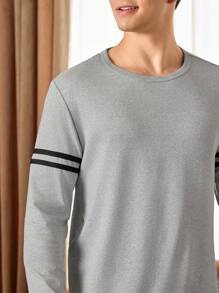 Manfinity Underwear&Sleepwear Basics Pijama superior de manga larga con rayas de contraste para hombre