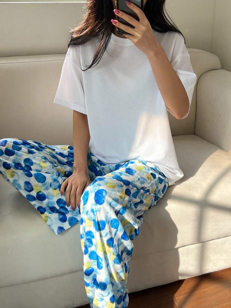 2pcs Solid Color T-Shirt Top & Loose Fit Full Print Straight Leg Pajama Pants Set For Women