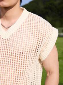 Manfinity Hypemode Men's Solid Color V-Neck Hollow Out Loose Knit Sweater Mesh Top Men