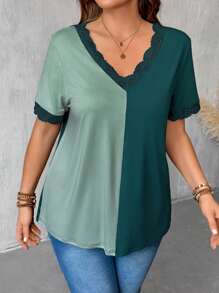 SHEIN LUNE Camiseta casual de talla grande para mujer con cuello en V, en patchwork y encaje