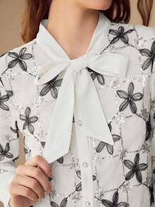 MOTF BLUSA ABOTONADA CON BOTONES CONTRASTANTES DE LENTEJUELAS - Blanco y Negro - Ver 3