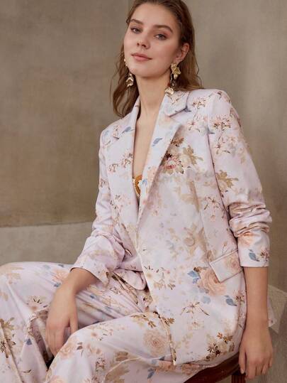 MOTF PREMIUM BLAZER CON PATRÓN DE FLORES Y DOBLE BOTÓN