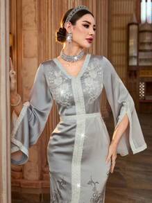 Al Najma Women's Elegant Sequin Embroidery Rhinestone Tassel Hem Arabian Dress, Luxury Evening Dress Arabian Dresses - Grey - View 1