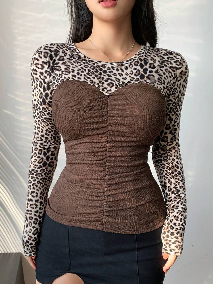 Spring New Animal & Floral Print, Leopard Print Patchwork Contrast Color Fitted Women T-Shirt Cheetah Print Long Sleeve Women Tops