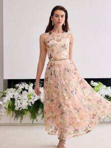 MOTF Soiréza Vestido de cóctel de línea A con bordado floral de malla
