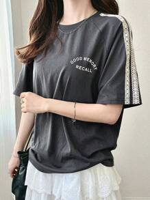 FRIFUL 女士灰色宽松 T 恤配蕾丝丝带和字母印花，夏季上衣 - 灰色 - 查看 6