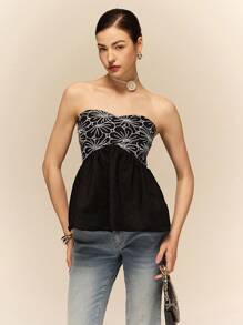 Poéselle Schwarzes besticktes Top, Sommer Top, Damen florales besticktes plissiertes Bandeau Top, modischer Stil