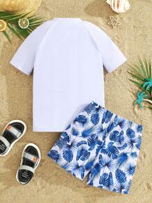 SHEIN Set de 2 piezas de traje de baño para niño preadolescente que incluye camiseta de manga corta con cuello redondo y estampado de hojas, y pantalón corto de cintura elástica, adecuado para otoño, primavera, verano, uso diario, actividades al aire libre, deportes, escuela, estilo callejero, fiestas y ocio en casa, playa, natación