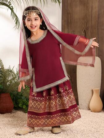 2pcs Young Girl Solid Color Patchwork Round Neck Long Sleeve Top And Skirt Set