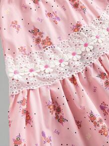 Fern Glow Young Girl Cute Pink Ditsy Floral Lace Short Sleeve Summer Dress