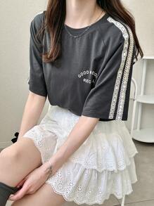 FRIFUL 女士灰色宽松 T 恤配蕾丝丝带和字母印花，夏季上衣 - 灰色 - 查看 1