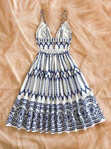 Soleia Tropical Floral Print Hollow V-Neck A-Line Backless Midi Dress For Women, Suitable For Holiday, Date, Valentine's Day Afternoon Tea, Vacation, Music Festival, Bohemian Style - Blue and White - View 2