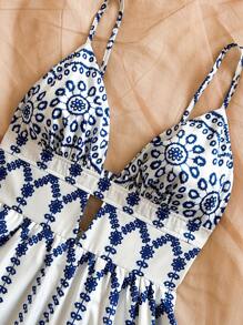 Soleia Tropical Floral Print Hollow V-Neck A-Line Backless Midi Dress For Women, Suitable For Holiday, Date, Valentine's Day Afternoon Tea, Vacation, Music Festival, Bohemian Style - Blue and White - View 4