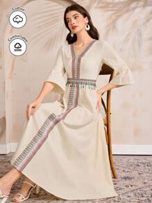 Al Najma 女式条纹 V 领喇叭袖休闲长裙 - 白色 - 查看 3