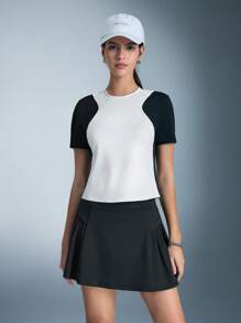 Women Contrast Color Short Sleeve Top And Mini Skirt Outdoor Suit