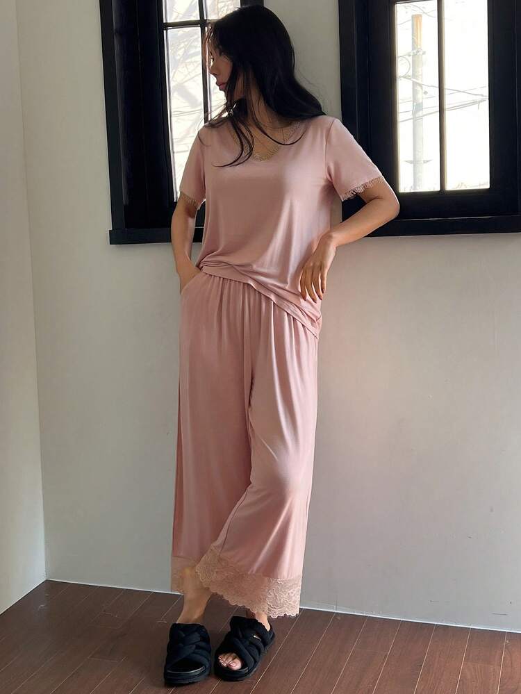Minimalist Women's Pajama Set, Soft Knit Fabric With Lace Trim Top & Capri Pants