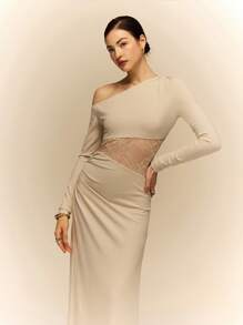 Poéselle 优雅纯色不对称领蕾丝拼布连衣裙