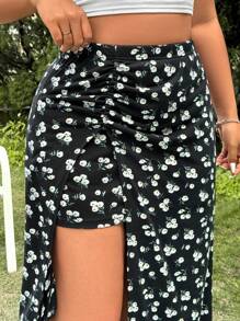 SHEIN EZwear Plus Size Ditsy Floral High Slit Skirt, Spring/Summer - Multicolor - View 3