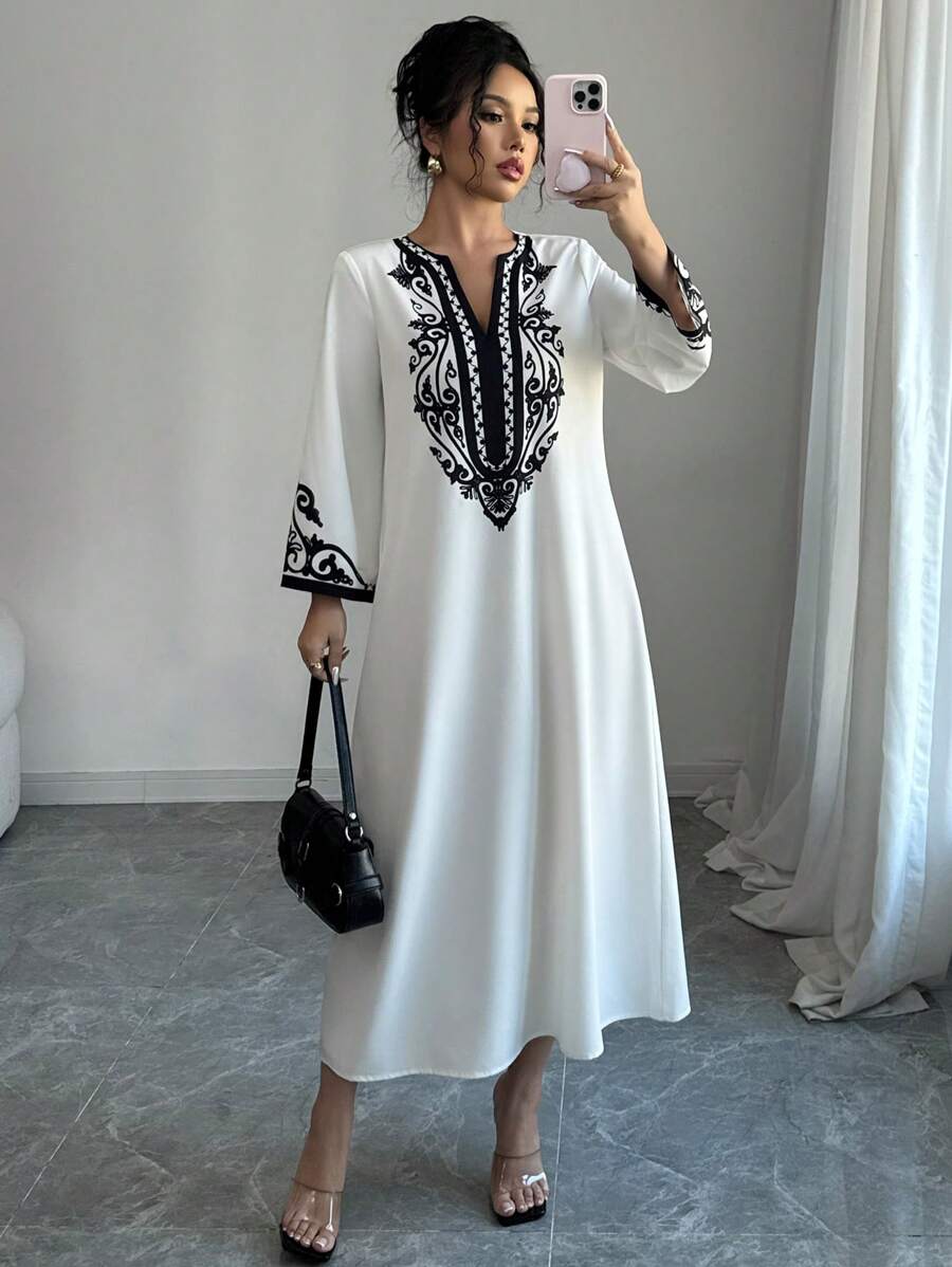 Elenzga Long Robe Dress For Women, New Arrival Fashion Loose Placement Print Ladies Robe - White - View 1