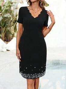 EMERY ROSE 女士珍珠装饰弧形下摆 V 领短袖休闲迷你连衣裙 - 黑色 - 查看 1