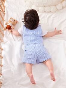 3-Piece Newborn Baby Boy/Girl Casual Academic Gentleman Style Short Sleeve Romper + Striped Vest + Elastic Waist Shorts Set, Suitable For Spring/Summer Wear, Home, Outings, Birthdays, Christenings, 1st Birthday Parties, Galas, Performances, Weddings