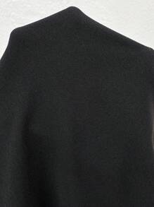 SHEIN Maternity Solid Color Arc Trim Round Neck Sleeveless Casual Dress