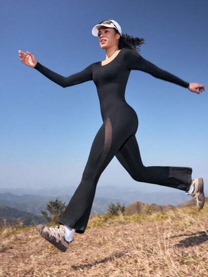 女士圆领长袖连体健身连体衣，适合日常健身和户外穿着
