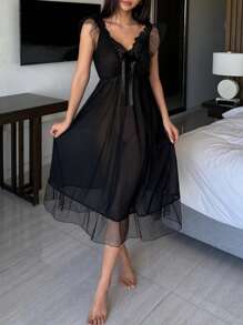 DAZY Cămașă de noapte cu decolteu în V adânc din dantelă din plasă transparentă pentru femei