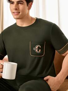 Manfinity Underwear&Sleepwear Basics 男士字母印花短袖睡衣套装 - 軍綠色 - 查看 7