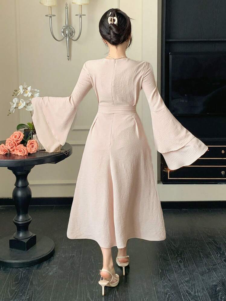 DAZY Vestido de longitud media con cuello redondo, mangas acampanadas y cintura marcada en unicolor para mujer. Vestido de fiesta, con volantes, vestido de boda, vestido de otoño de manga larga, vestido elegante para mujer, vestido largo tipo maxi - Beis - Añade 2