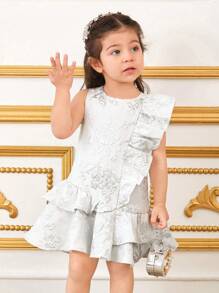 SHEIN Leap Crew 女婴优雅提花缎面夸张荷叶边无袖连衣裙，白色，适合花童、婚礼派对、特殊场合、兄弟姐妹搭配、妈妈和我 - 白色 - 查看 5