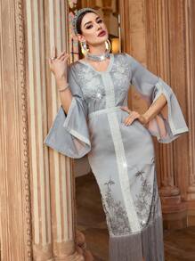 Al Najma Women's Elegant Sequin Embroidery Rhinestone Tassel Hem Arabian Dress, Luxury Evening Dress Arabian Dresses - Grey - View 4