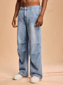 Forever 21 Relaxed Fit, Light Blue Washed Straight Jeans With Slant Front Pockets And Patch Pockets At The Back; Gathered Front Legs And Structured Back Legs - Light Wash - View 3
