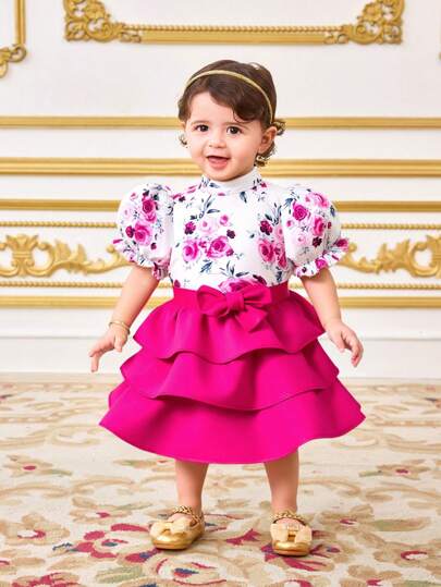 SHEIN Babygirl 夏季可爱缎面花卉图案短袖上衣和迷你裙套装