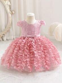 SHEIN Robe de bébé fille élégante et simple en tissu texturé avec décoration de nœud au col rond - Rose bonbon - Voir 4