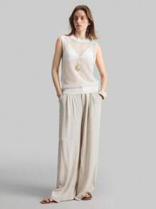 Ontre Vintage Boho Style Women Sleeveless Hollow-Out Crew Neck Knit Top, Solid Color
