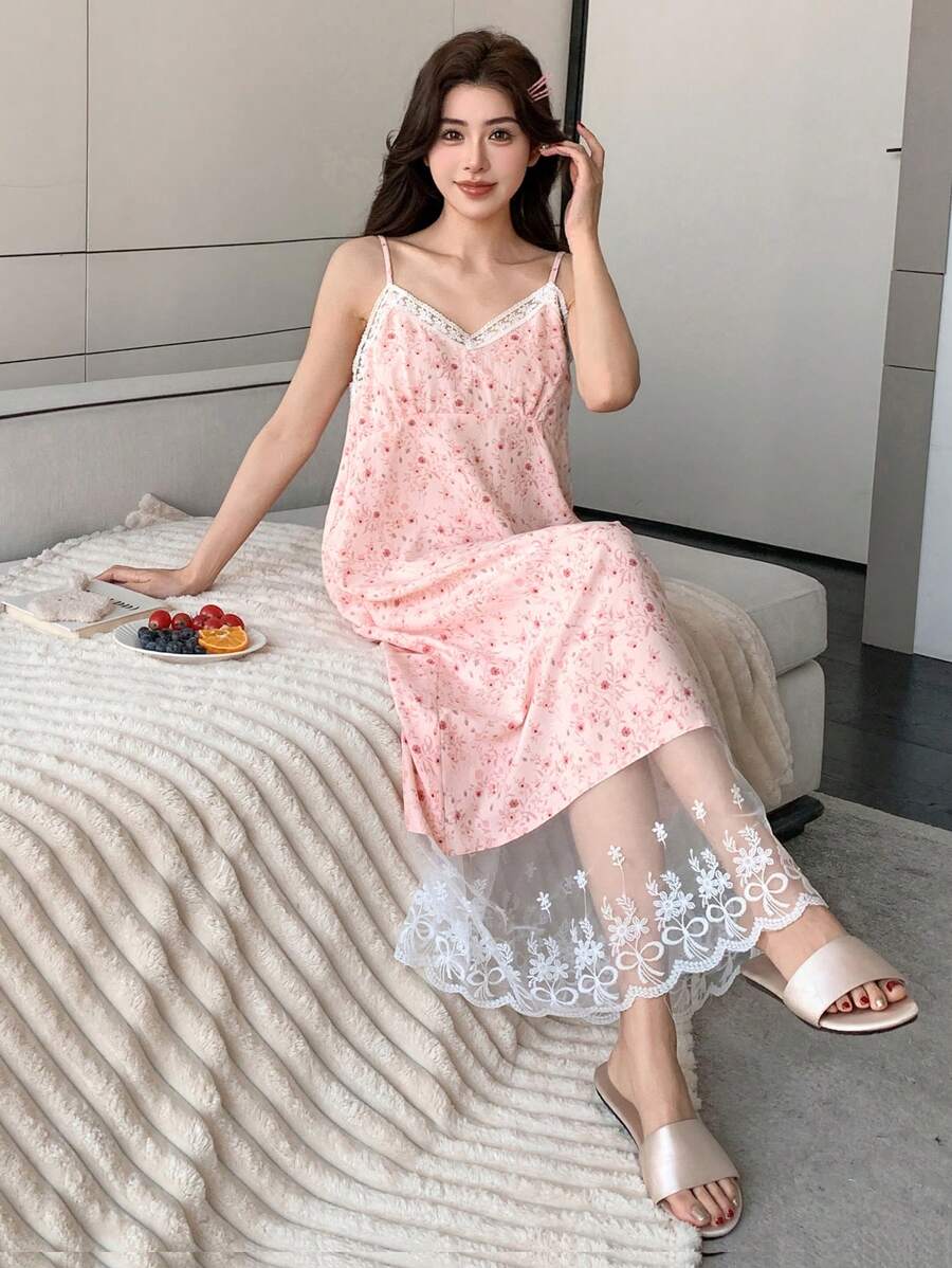 DAZY 甜美碎花蕾丝拼接细肩带女式睡袍睡衣